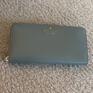 Kate Spade Zip Wallet